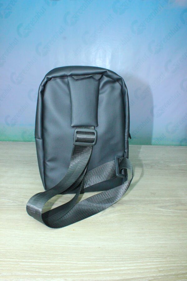 Arctic Hunter Pro Black Crossbody Chest